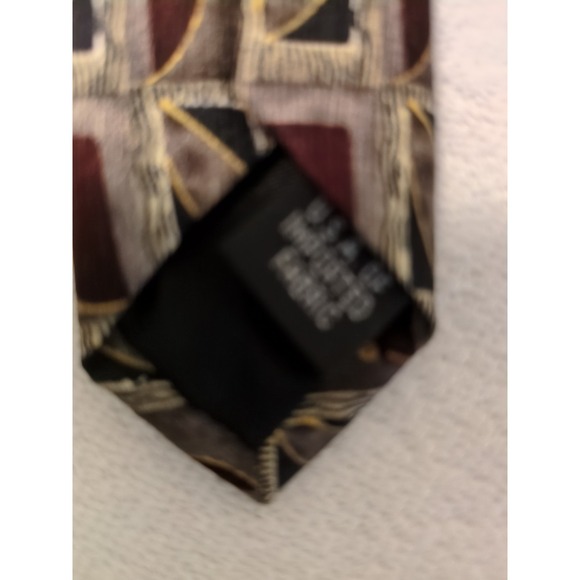 Louis Roth 100% Silk Burgandy Silver & Gold Geometric Pattern Tie 60"x 3 3/4 in - Picture 6 of 6